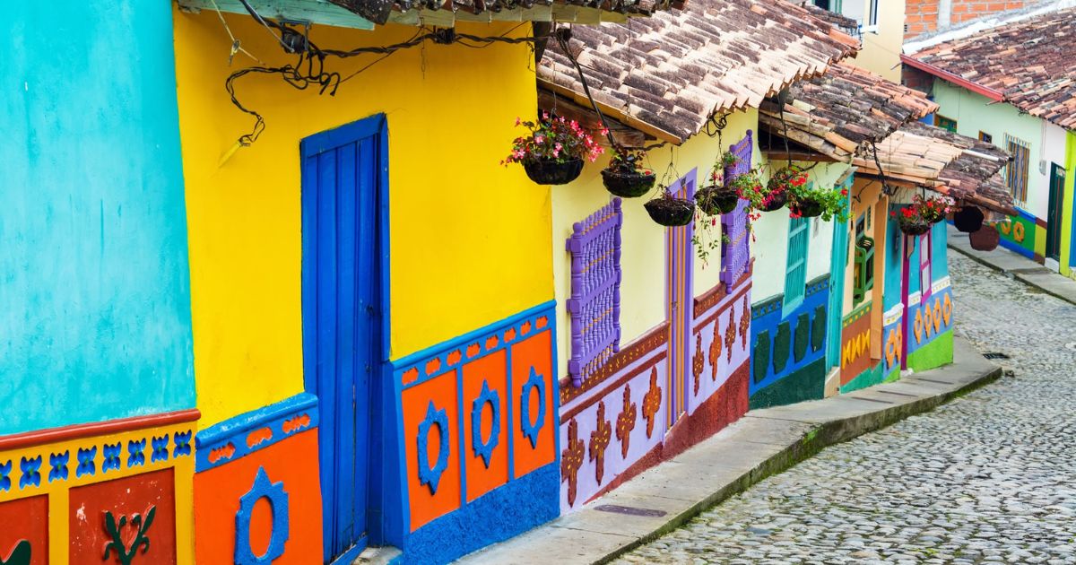 Taxes in Colombia for US expats - A Complete Guide