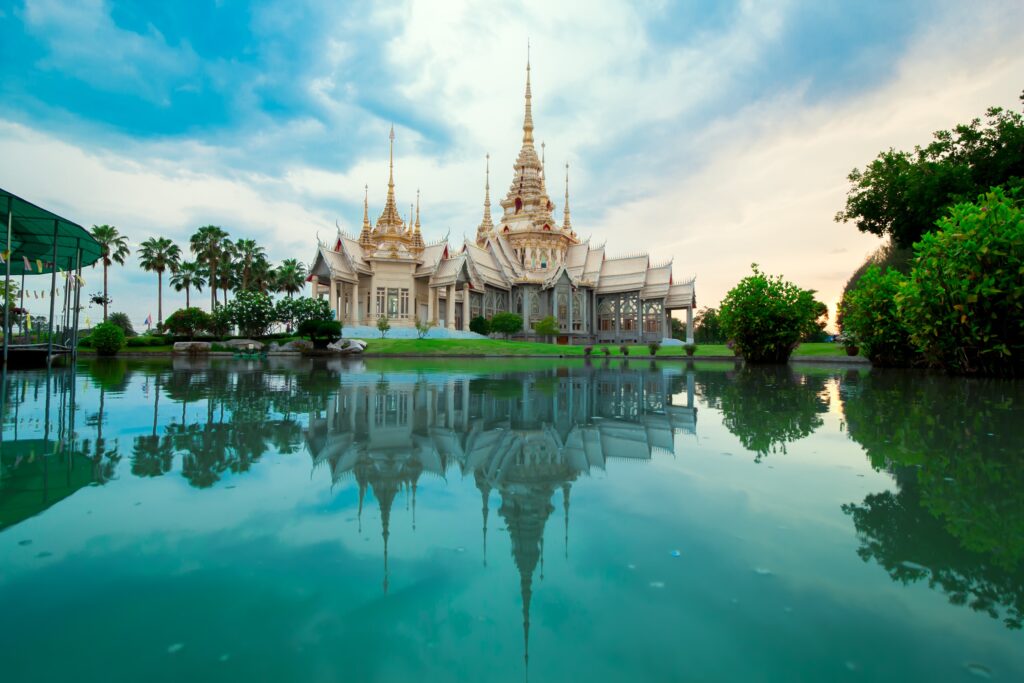 Best Countries to move to Thailand 