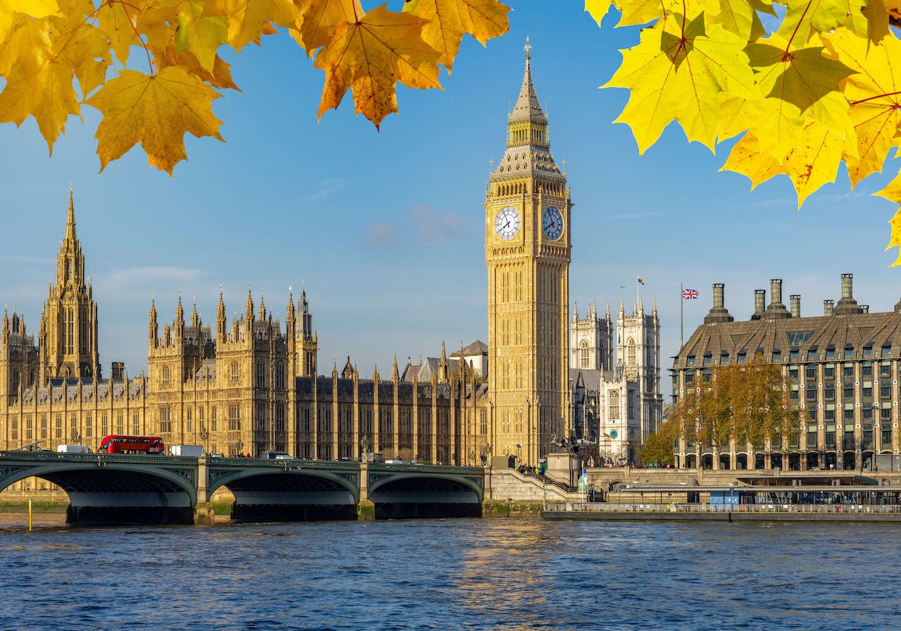 Autumn view of Big Ben and Westminster Bridge, a familiar cityscape for many Americans living in the UK.